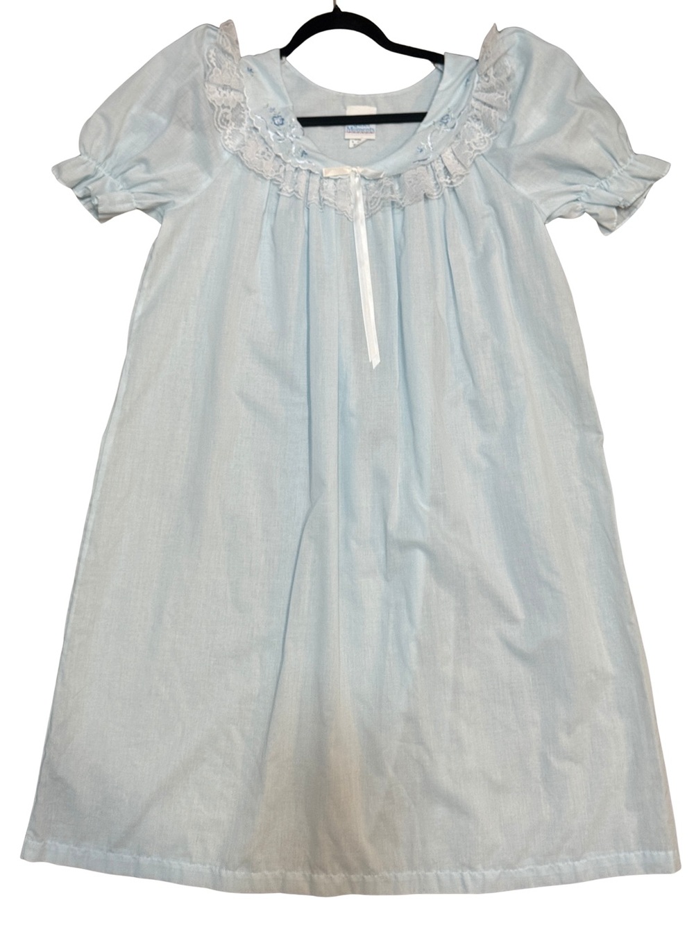 Vintage Quiet Moments Women’s Short-Puff Sleeve Nightgown with Lace Trim